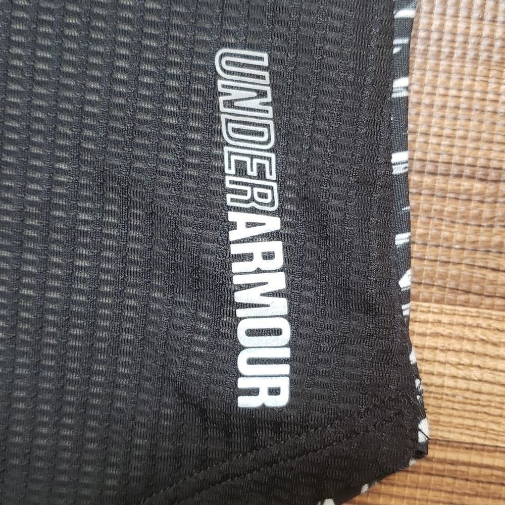 Under Armour Tank Top size M/L - Picture 9 of 11